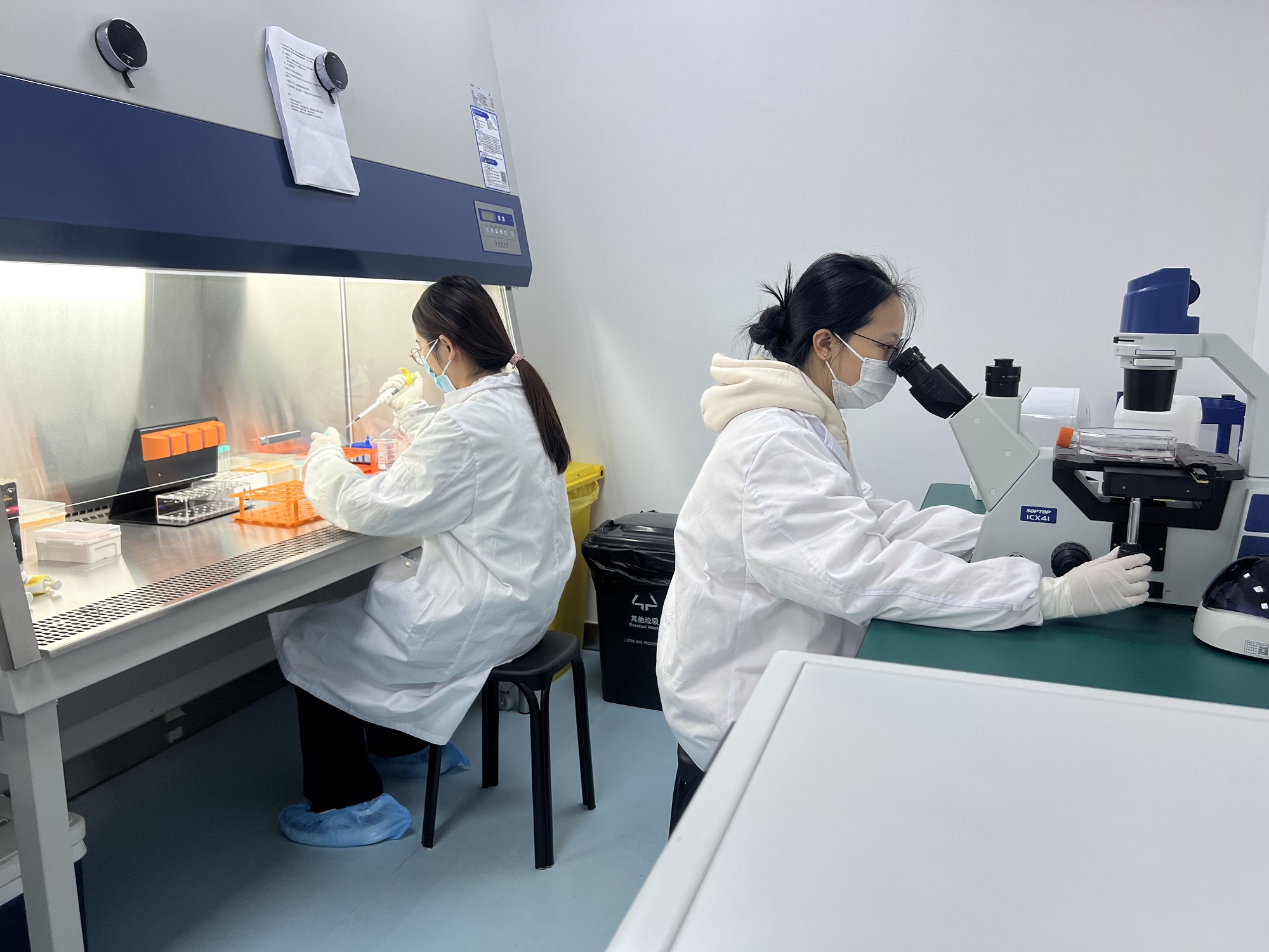 實驗室照片-202303